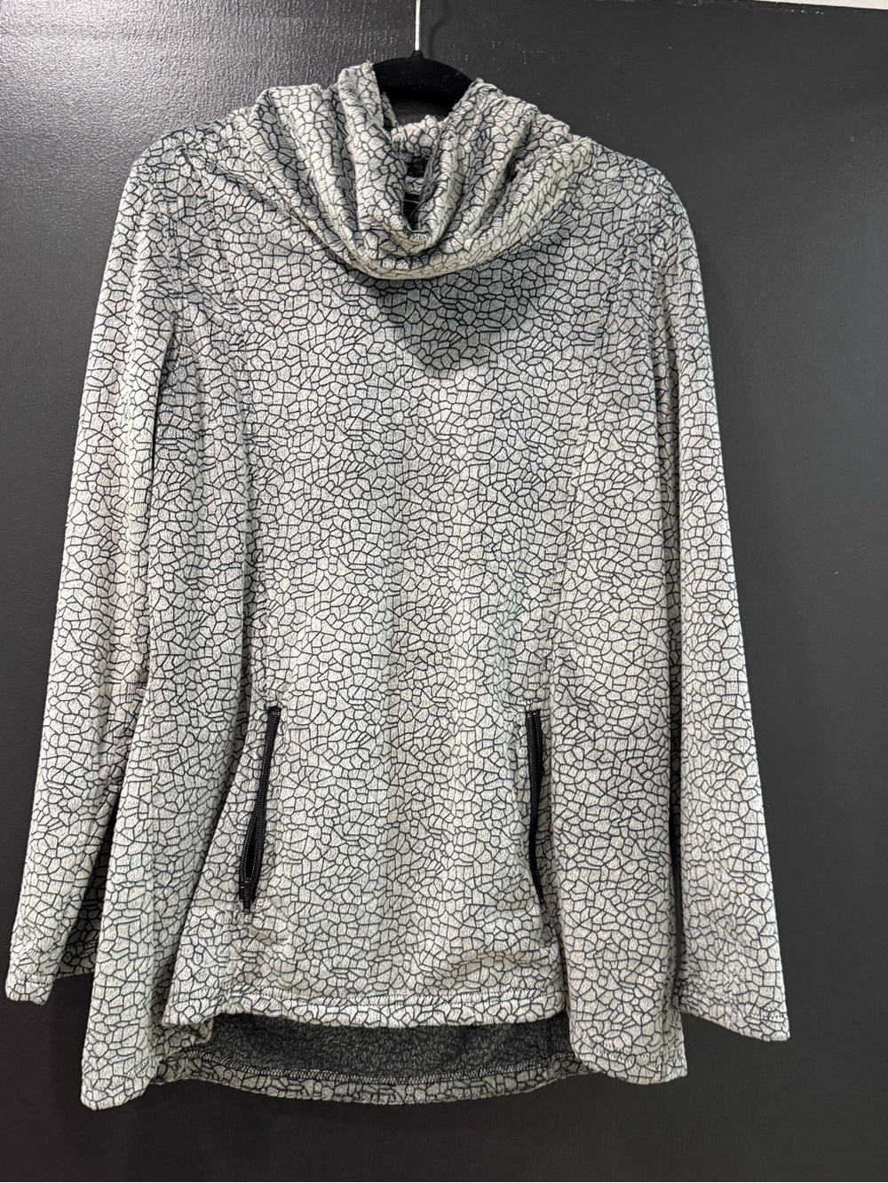Cowl Neck Printed Soft Pullover - Silver/Black